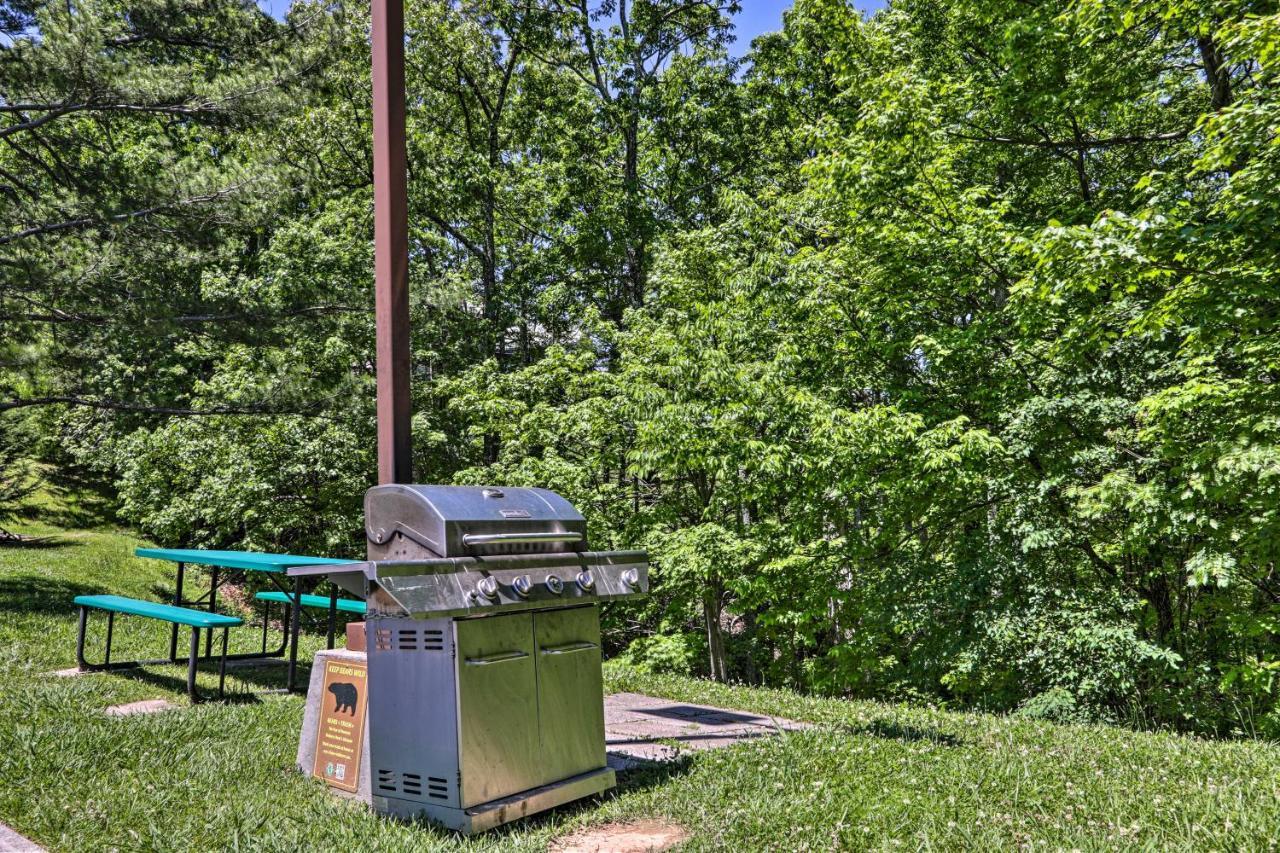 Condo With Pool And Grill Access About 4 Mi To Gatlinburg! Экстерьер фото